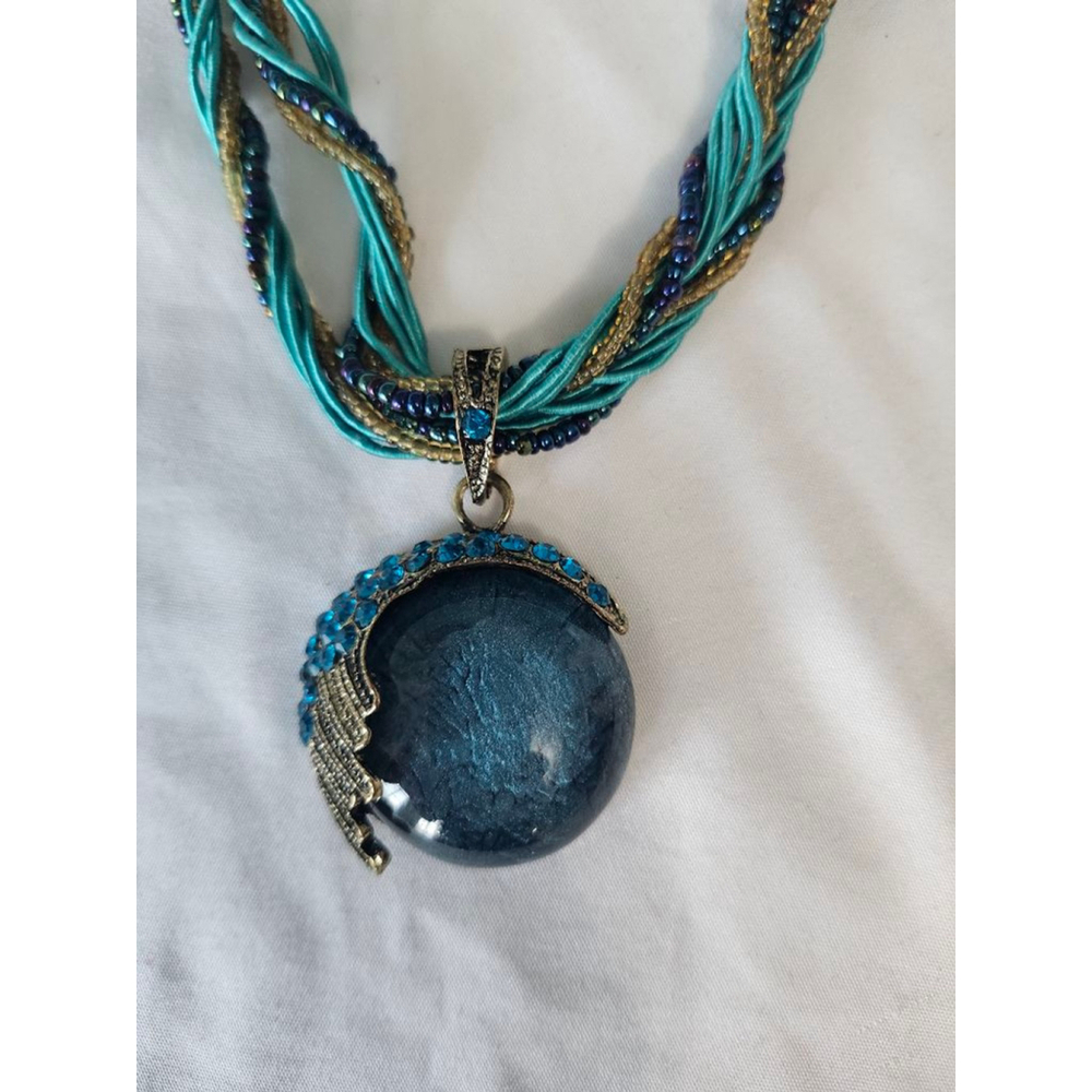 Peacock Blue Gold Beaded Pendant Necklace